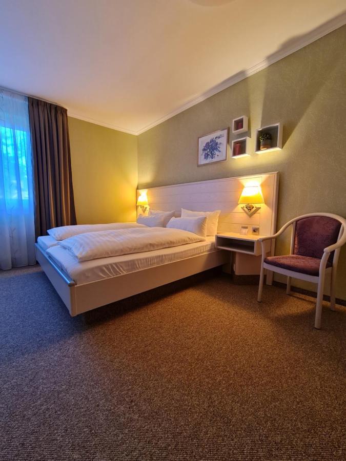 Ambiente Hotel Garni Плауен Екстериор снимка